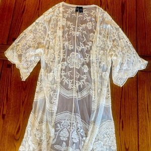Windsor Lace Duster - Small - NWOT